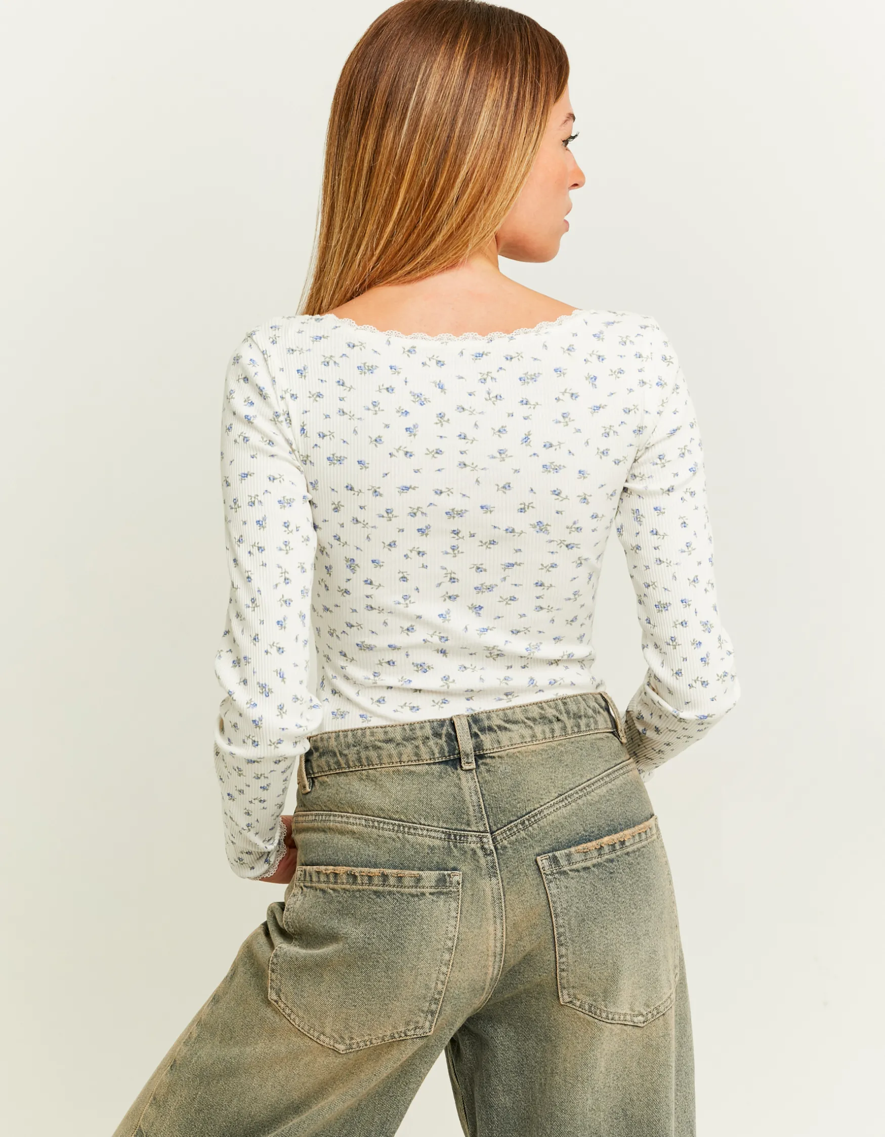 Body A Fiori con Dettaglio in Pizzo^Tally Weijl Shop
